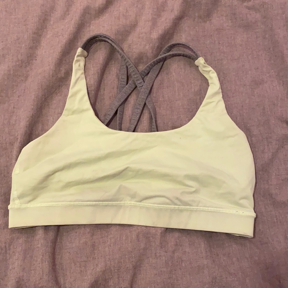 Lululemon energy bra size 8